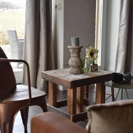 Holiday Hoeve Landzicht Feriehus *